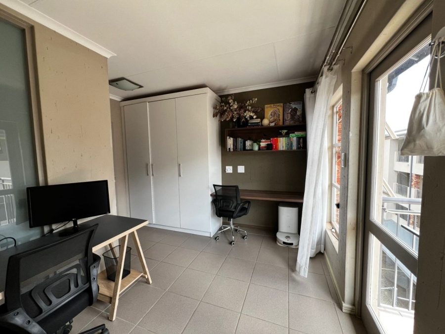 2 Bedroom Property for Sale in Van Der Hoff Park North West